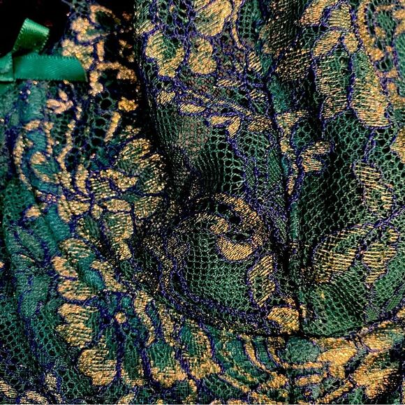 Victoria’s Secret 34D Bra NWT Dream Angels VS Push up w/out padding Emerald Gold - Picture 2 of 9